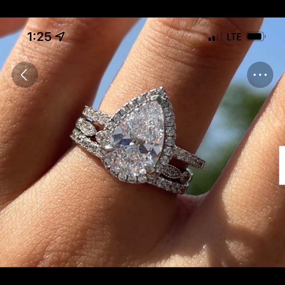 Halo Pear cut 3-piece Wedding ring set NWT